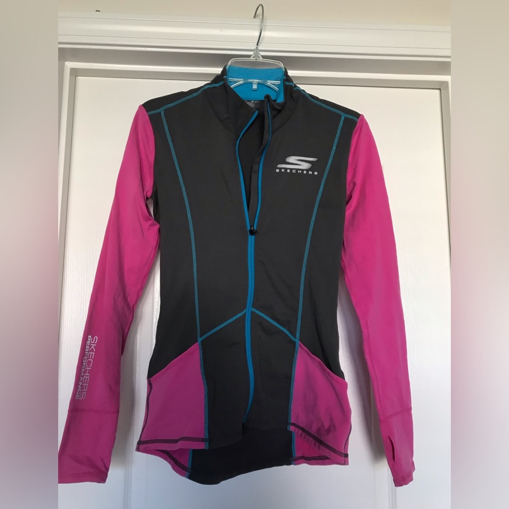 Long sleeve athletic jacket